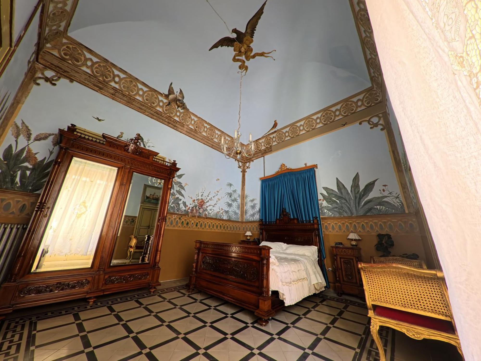 Palazzo Framarino Dei Malatesta - Noble Floor - XIV Century Джовинаццо Экстерьер фото