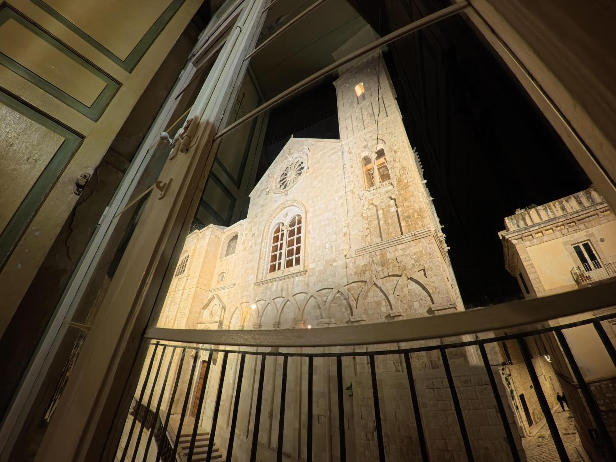 Palazzo Framarino Dei Malatesta - Noble Floor - XIV Century Джовинаццо Экстерьер фото