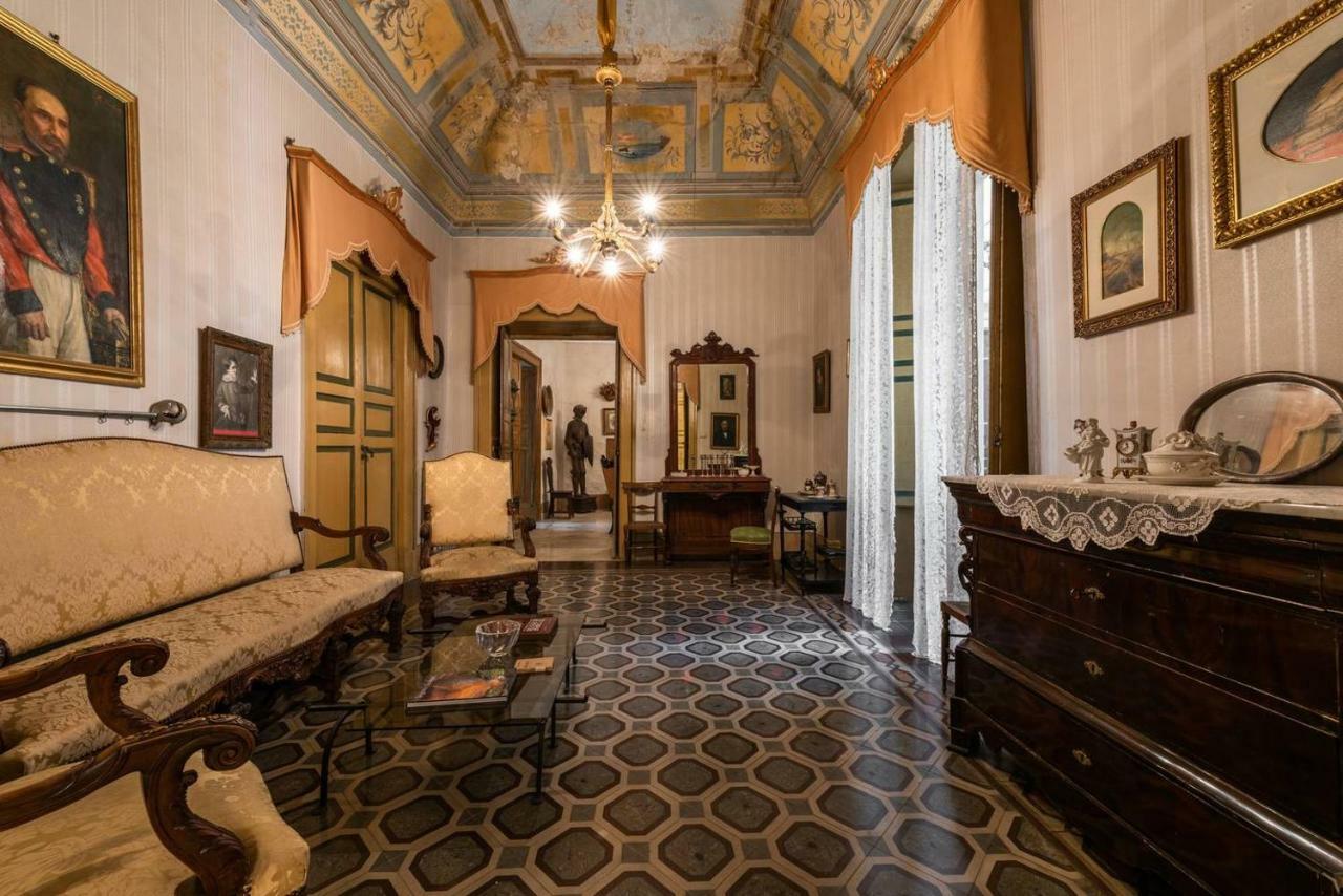 Вилла Palazzo Framarino Dei Malatesta - Noble Floor - XIV Century Джовинаццо Экстерьер фото